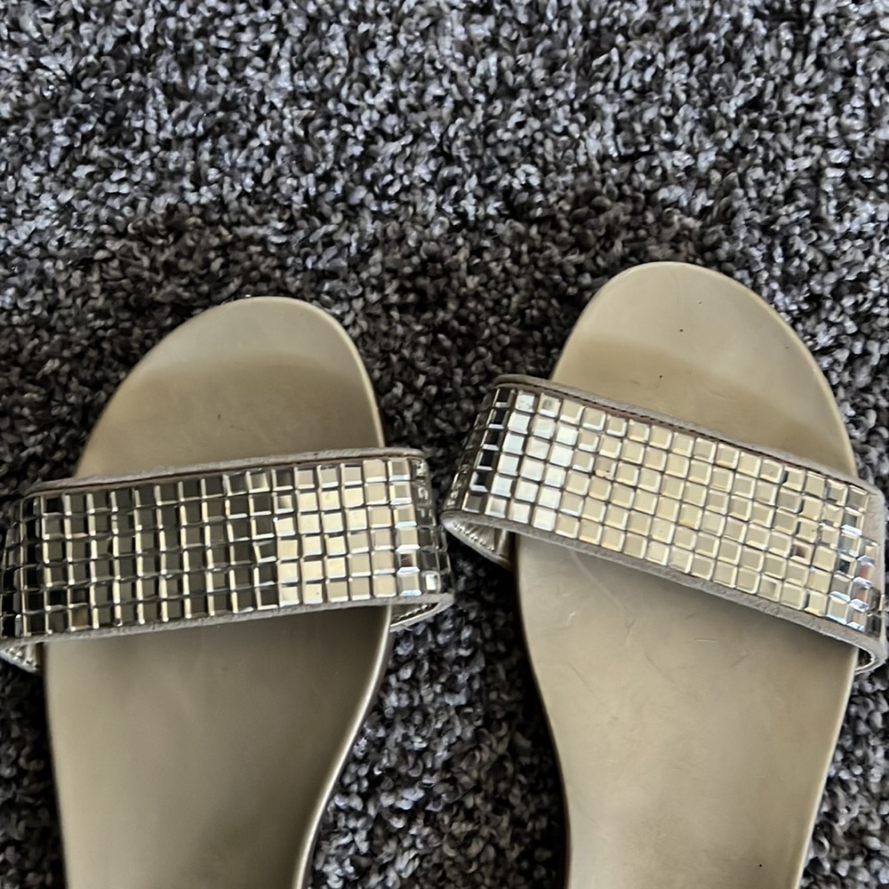 Sandals - Picture 3 of 5